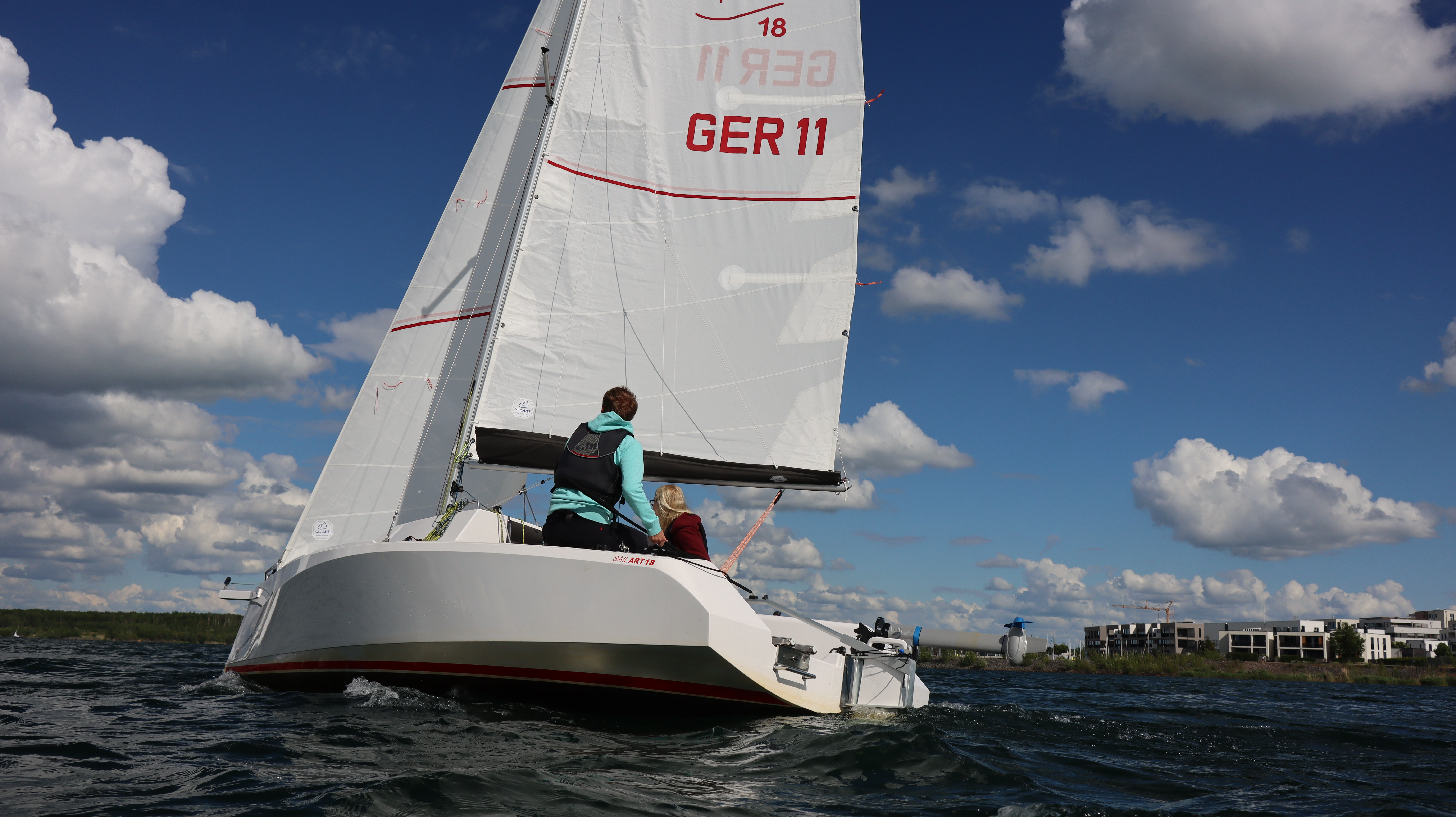 Segelschule der Seglermanufaktur am Zwenkauer See zum Segelschein Jollle Kielboot